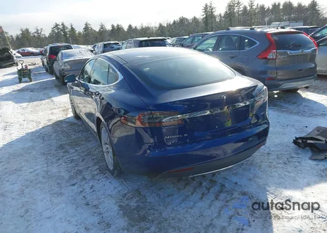 2015 Tesla Model S 70D/85D/P85D z USA, uszkodzony, nr VIN 5YJSA1H29FF089966